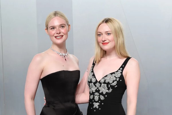 Fanning-nővérek háborúba mennek – és a Sonic ellen